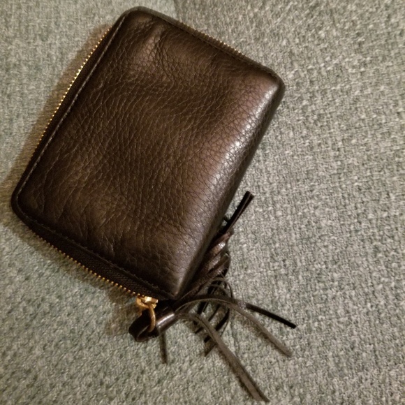 Tory Burch zip wallet with tassel - Picture 3 of 3